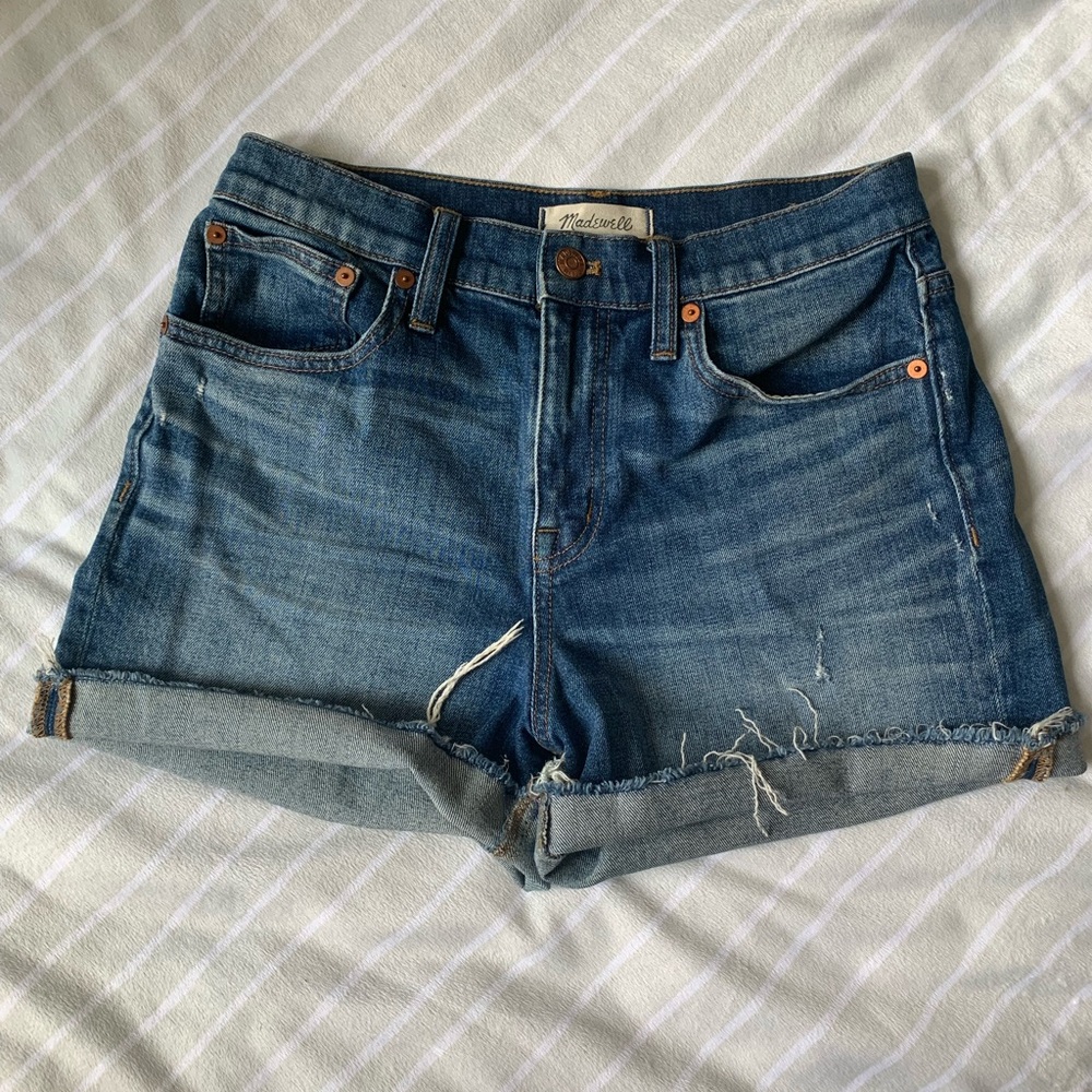 Madewell high rise jean short size 25